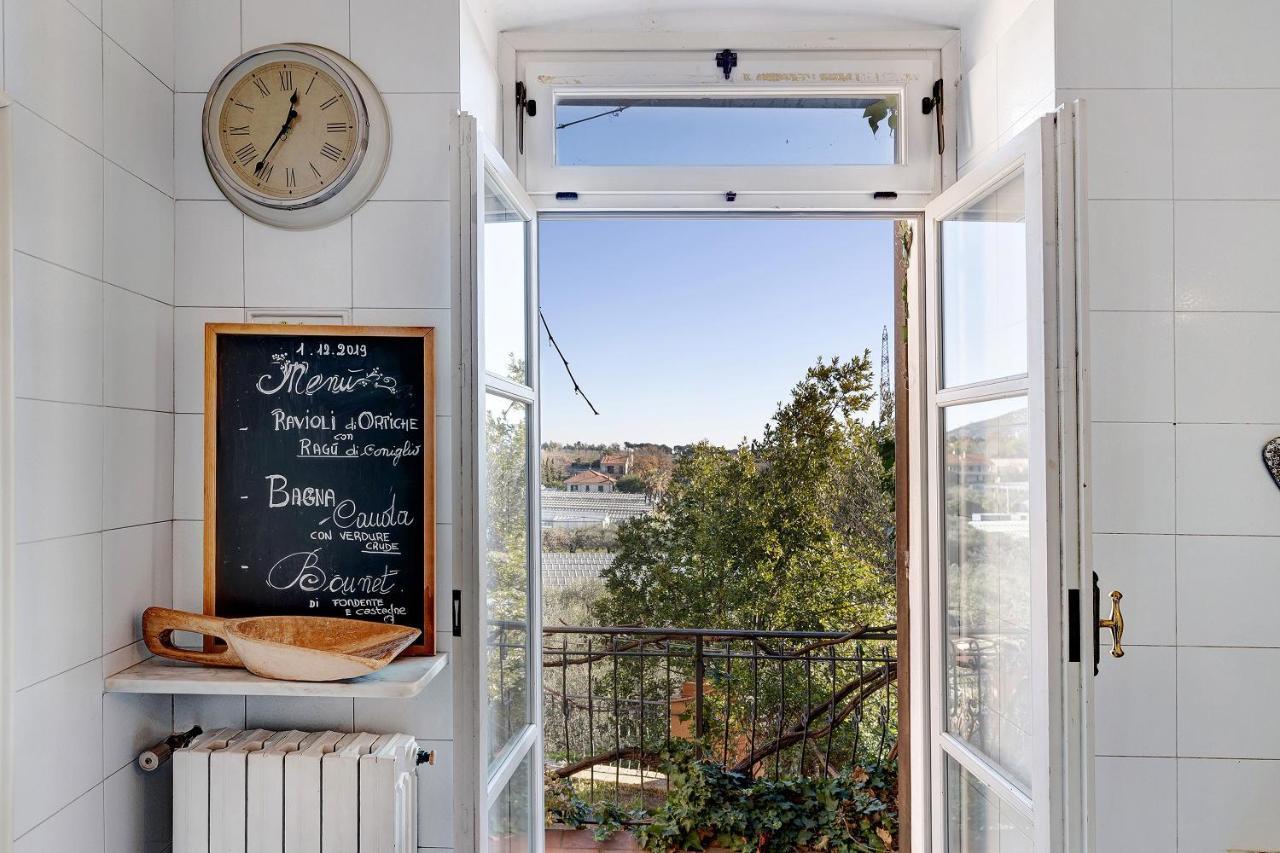 Residenza Stoechas White Apartment Albenga Luaran gambar