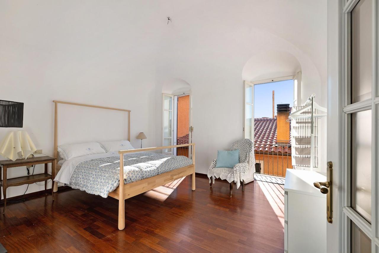 Residenza Stoechas White Apartment Albenga Luaran gambar