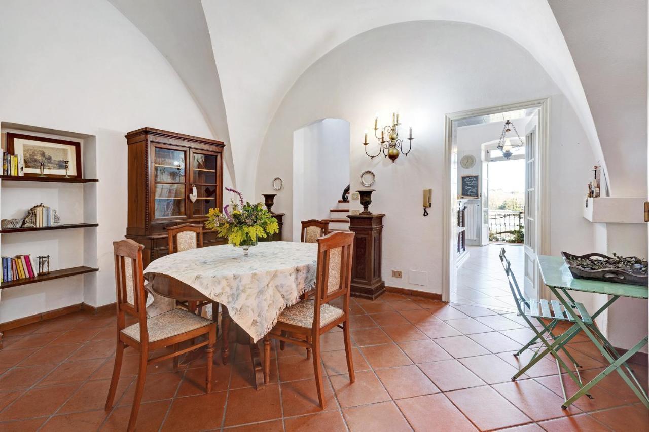 Residenza Stoechas White Apartment Albenga Luaran gambar
