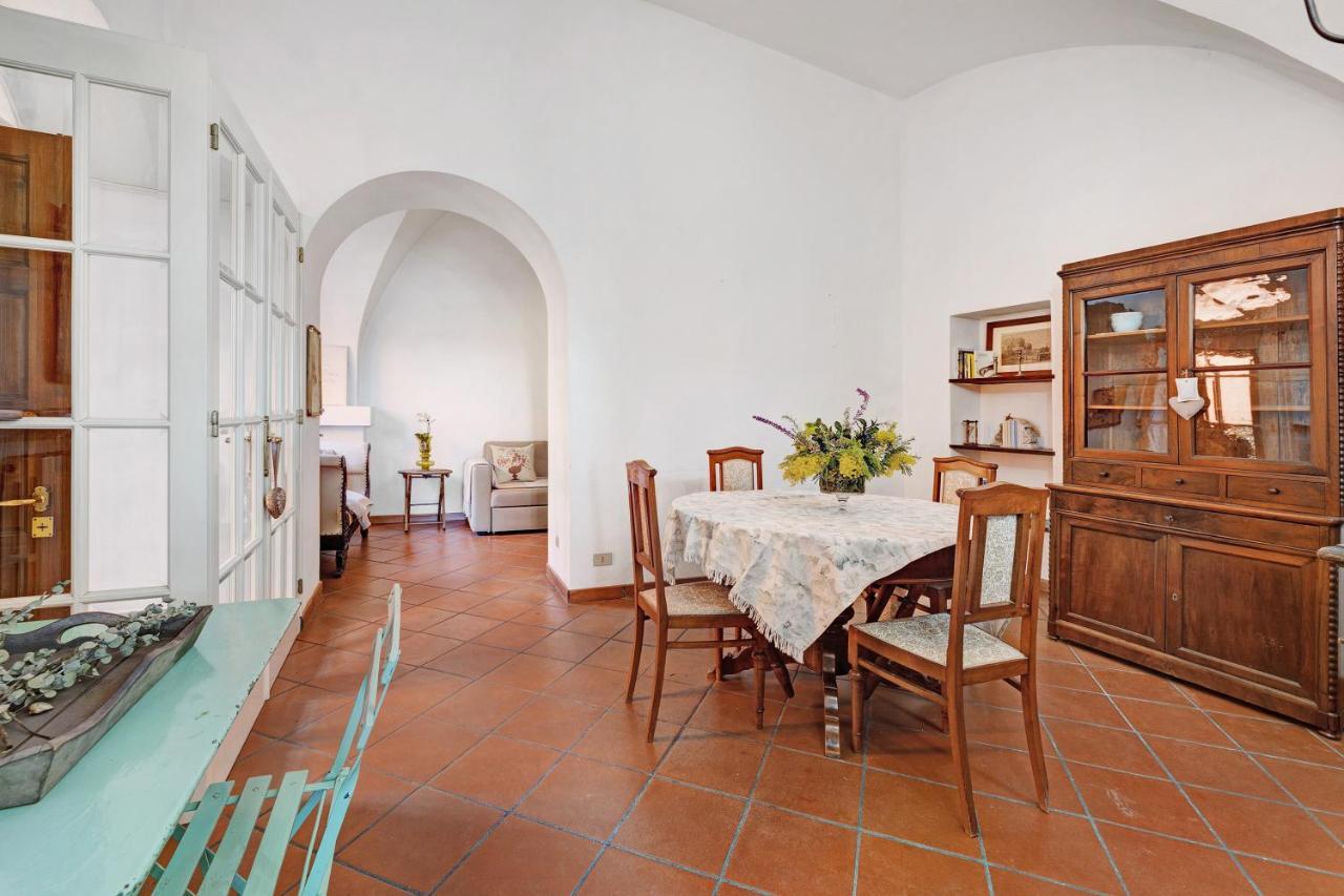 Residenza Stoechas White Apartment Albenga Luaran gambar